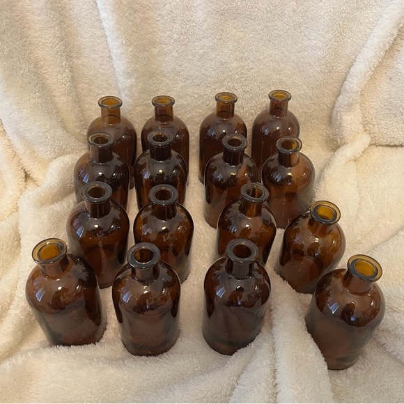 Set of 16 Amber Glass Bottles - Picture 2 of 3